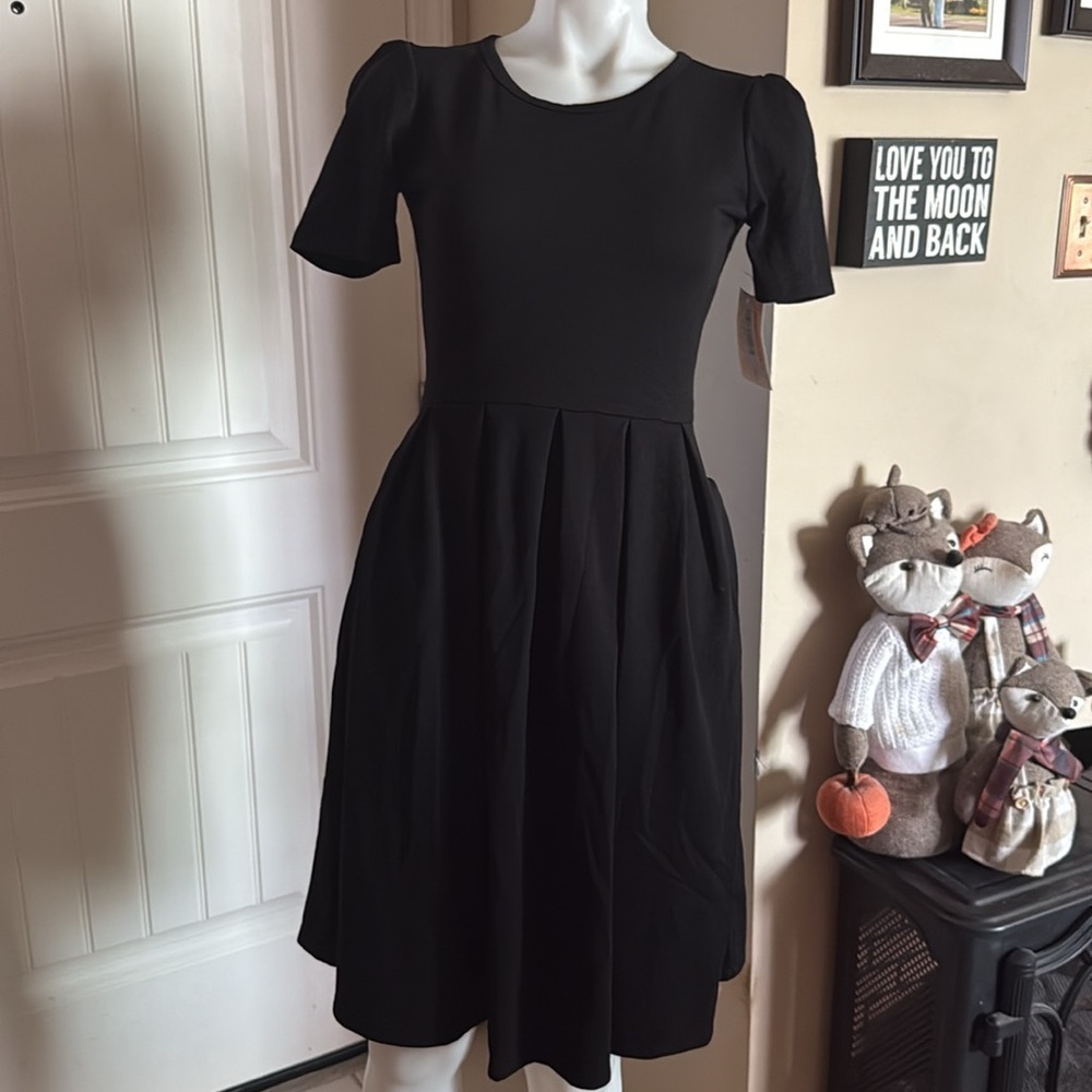 Elegant Black Dress
